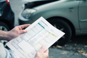 A guide on handling car accidents: steps to take, contacting authorities, documenting damages, and filing a car accident claim.
