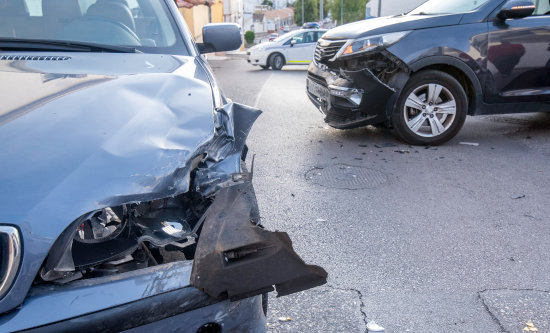 Two cars in an accident